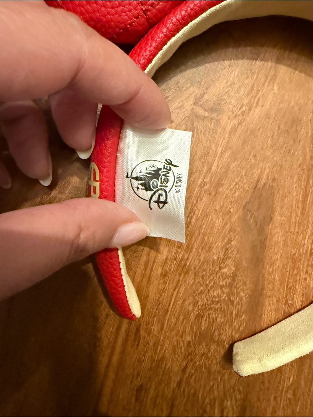 Faux Leather Disney Epcot Italy Minnie Mouse Ears - Picture 8 of 9